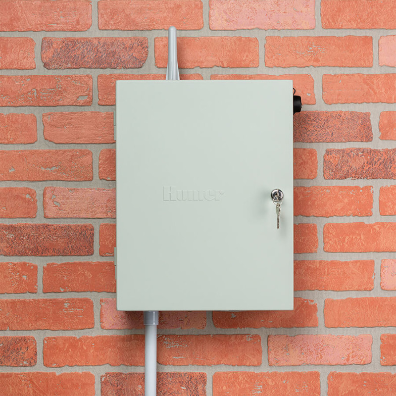 WiFi контролер Hunter HCC-800-M  8-54 зон полива